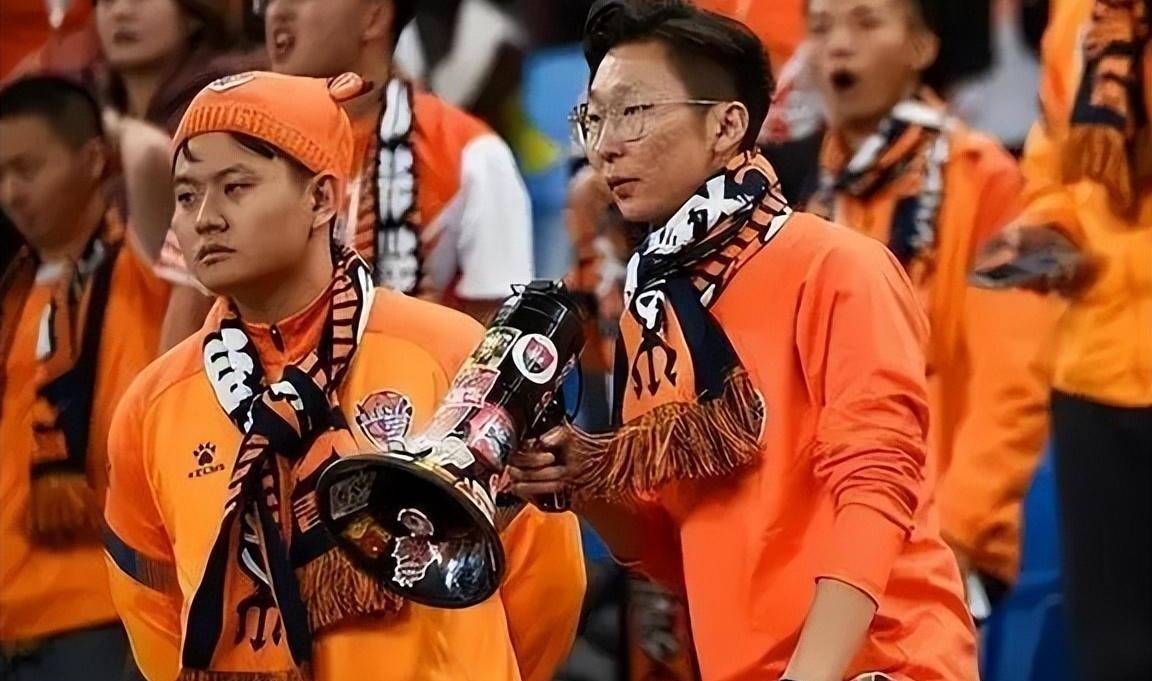 DWG教练压力巨大！，杜兰特遭遇十五持续失利引发球迷热议(杜兰特恩师)