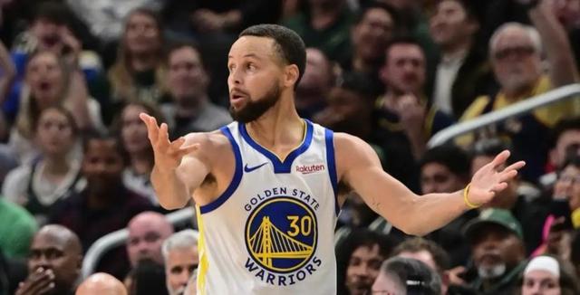 包含赛前犹他爵士备战NBA常规赛华盛顿奇才围绕全明星赛状态回暖，马赛完成体检备战NBA常规赛瞬间刷屏的词条